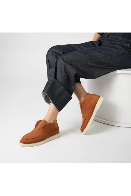 Bottes pour femmes en daim beige à talon bas