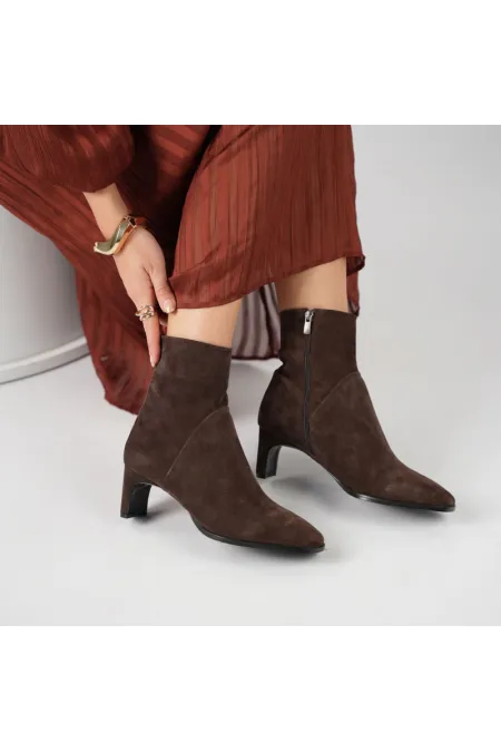 Danila Acı Kahve Süet Sıcak Astar Hakiki Deri Kadın Bot – Kalın Topuk 5,5 cm – TPU Taban