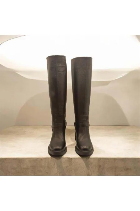 Sonya Topuklu Siyah Deri Kadın Çizme