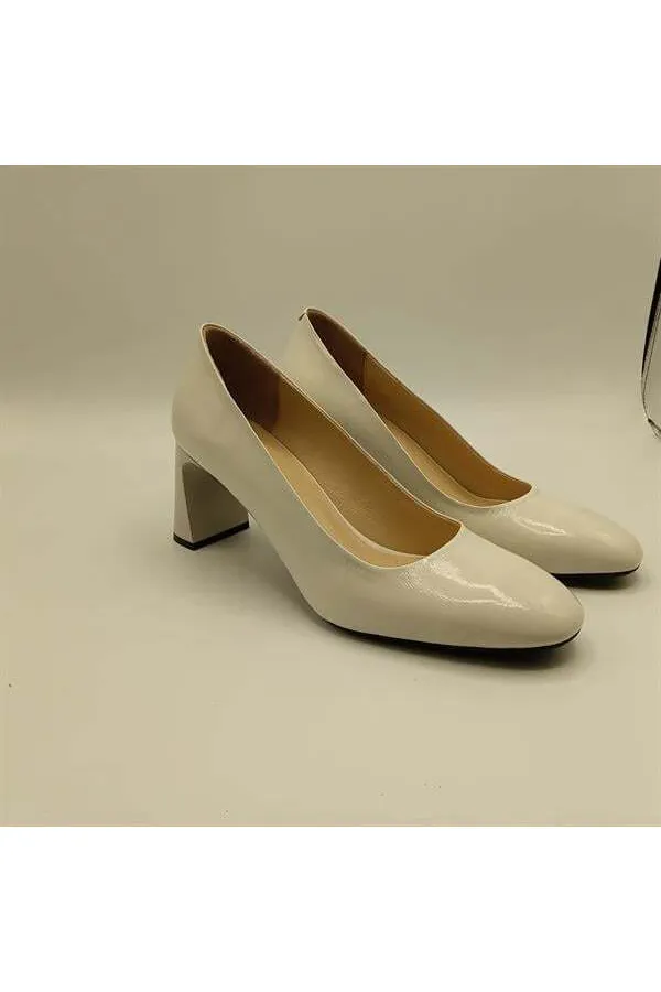 Chaussures Kaila en cuir crème à talons épais pour femmes