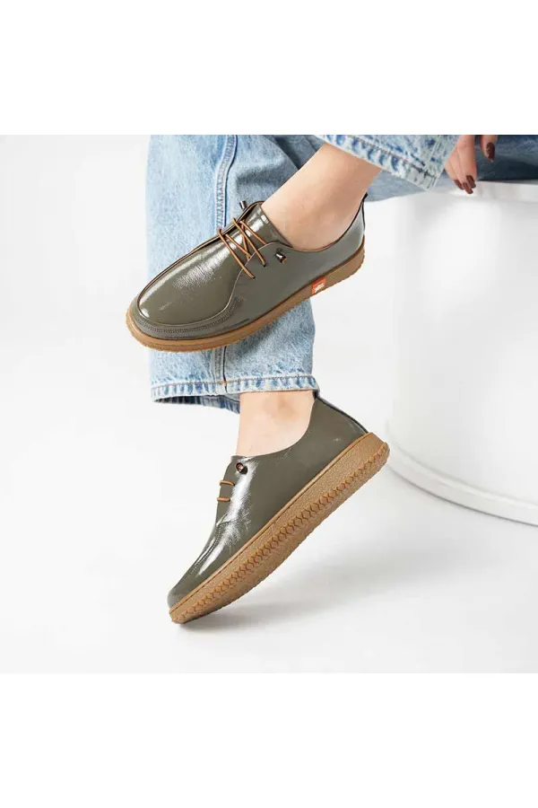 Ariss Khaki Wrinkled Patent Leather Genuine Leather Women's Casual Shoes – Lightweight Flexible Rubber Sole