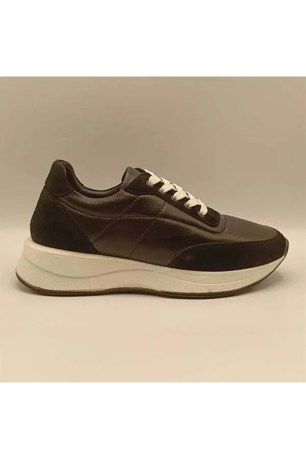 Ametist Collection Como Black Women's Leather Sneakers – Stylish & Comfortable Design