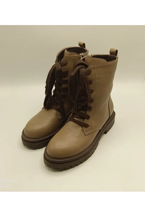 Reneta Vizon Gerçek Deri Kadın Bot – Termo Kaymaz Taban, Bağcıklı & Fermuarlı