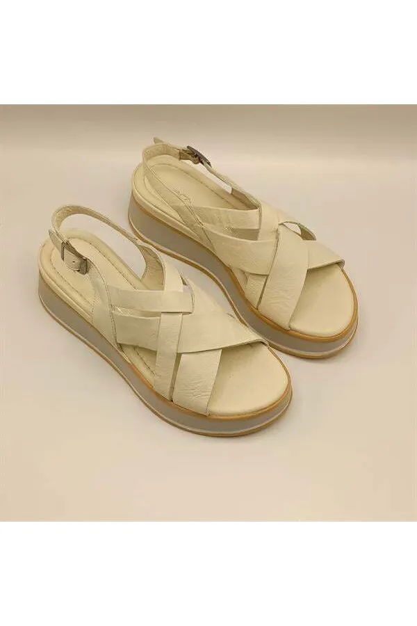 Garda Krem Deri Dolgu Topuk Sandalet