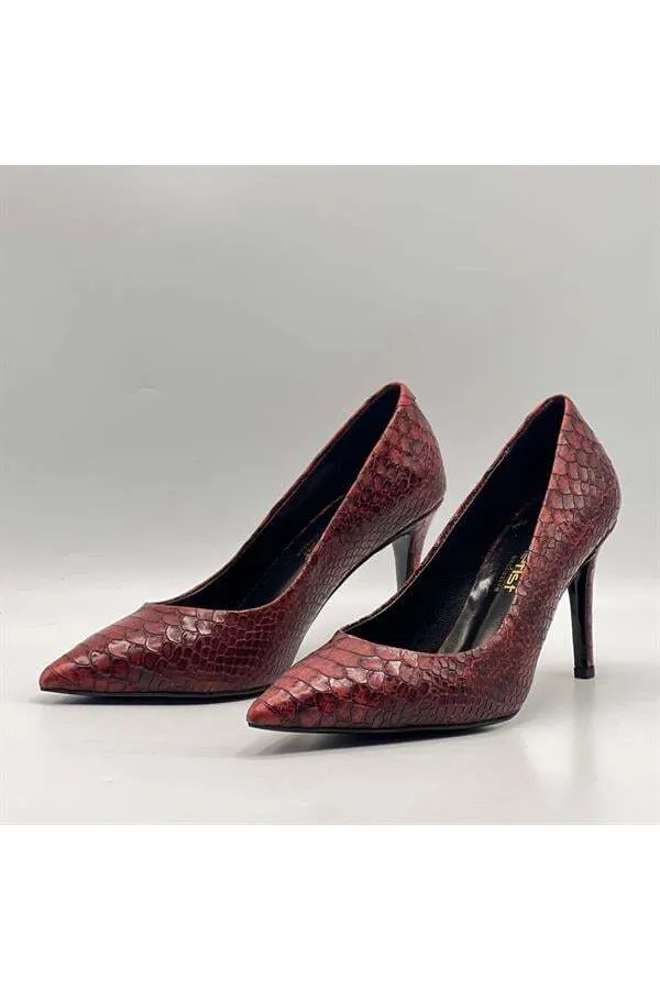 Escarpins Nadia en cuir véritable imprimé serpent bordeaux – Talon de 9 cm
