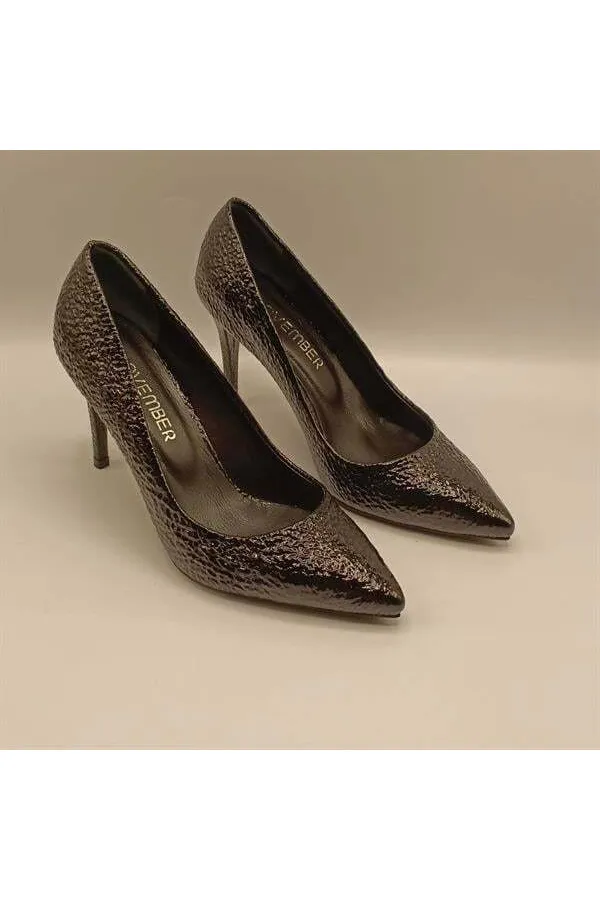 Escarpins Carleen en cuir noir nid d'abeille