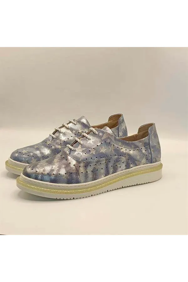 Baskets pour femmes Jenny en cuir bleu à motif étoiles