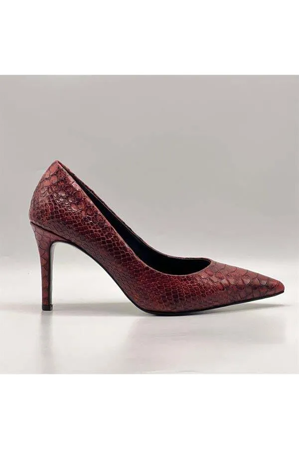 Escarpins Nadia en cuir véritable imprimé serpent bordeaux – Talon de 9 cm