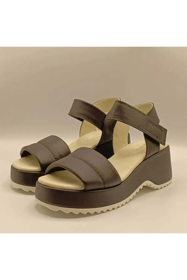 Hera Black Leather Platform Sandals