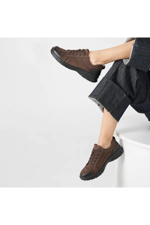 Acorn Kahve Nubuk Deri Kadın Sneaker – Esnek Kauçuk Taban