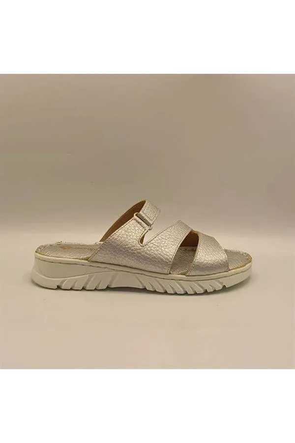 Pantoufles confortables en cuir noir Alda pour femmes