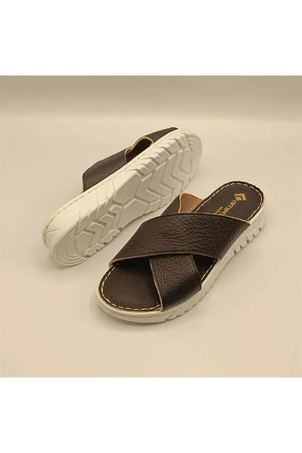 Pantoufles confortables en cuir noir Alessia pour femmes