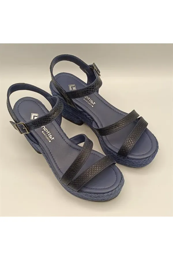 Lonna Lacivert Deri Dolgu Topuk Sandalet