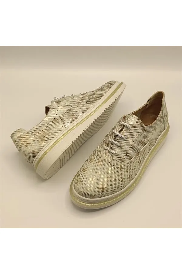 Jenny Gümüş Deri Yıldız Desenli Kadın Sneaker