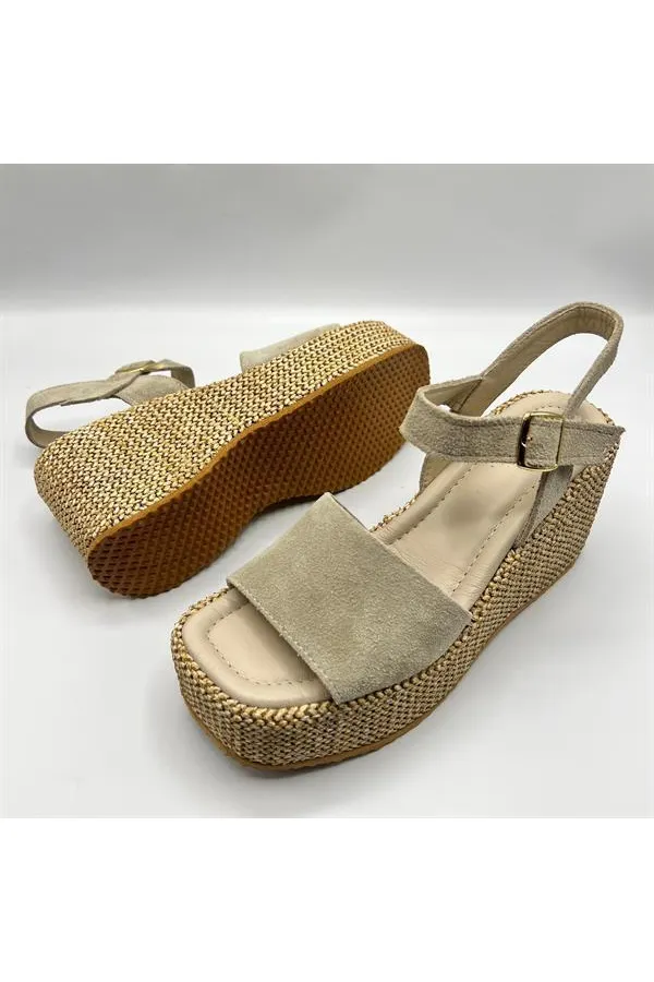 Ametist Exclusive Agatha Bej Süet Dolgu Topuk Kadın Sandalet