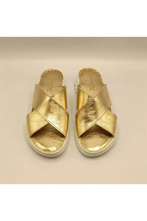 Pantoufles confortables en cuir doré Alessia pour femmes