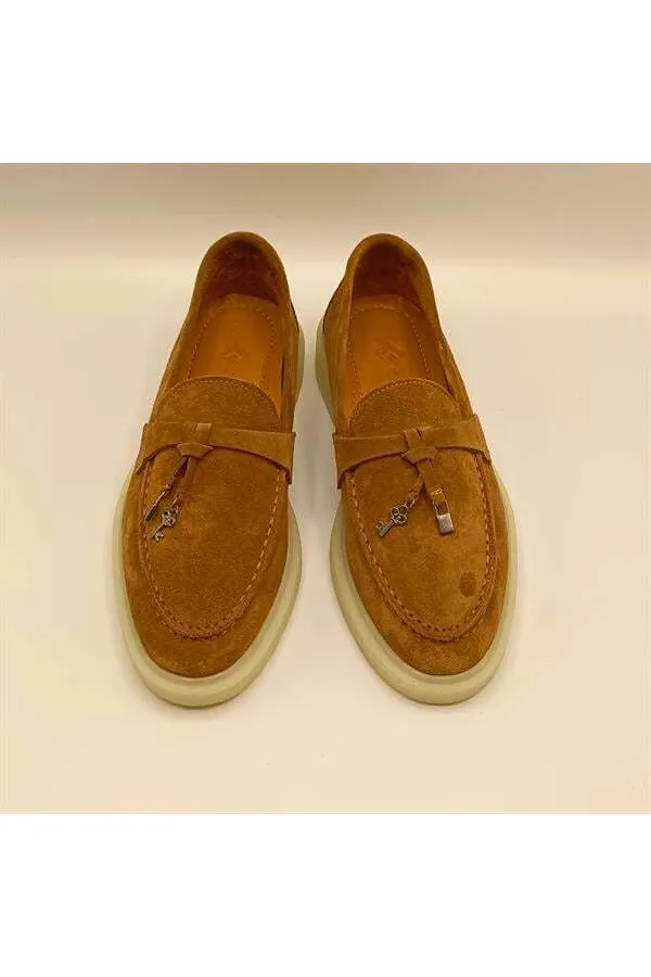 Mocassins Etna en daim beige pour femmes