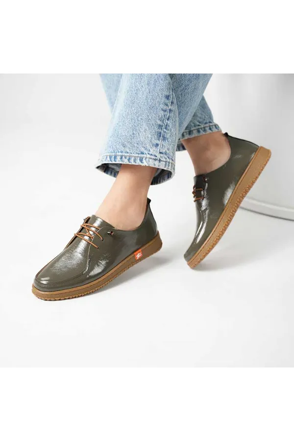 Ariss Khaki Wrinkled Patent Leather Genuine Leather Women's Casual Shoes – Lightweight Flexible Rubber Sole