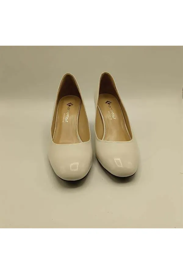 Chaussures Kaila en cuir crème à talons épais pour femmes