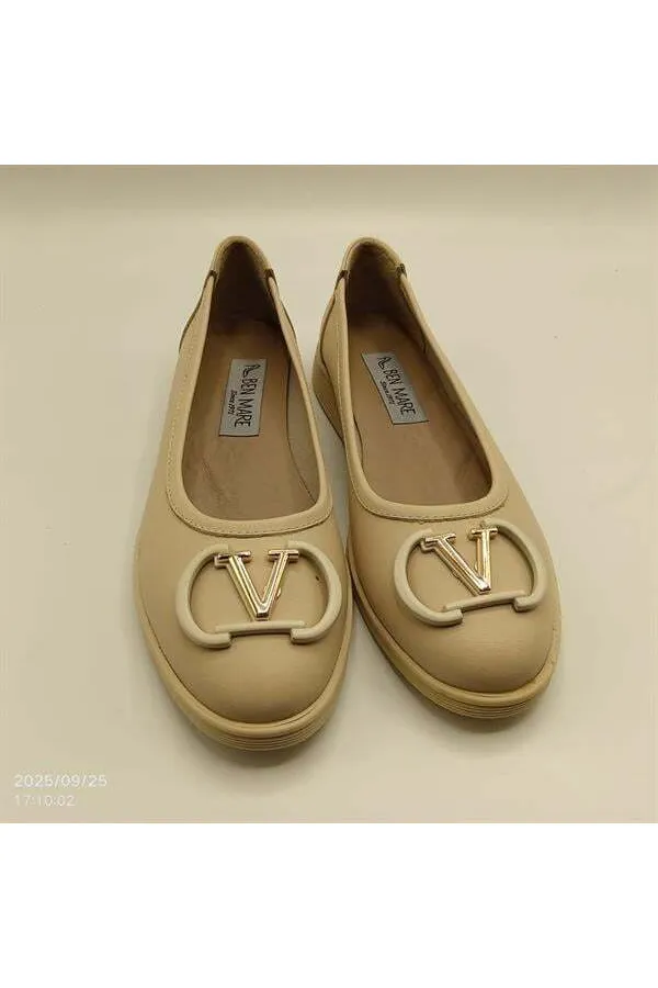 Ballerines beiges en cuir véritable, collection 2002 – avec accessoires métalliques