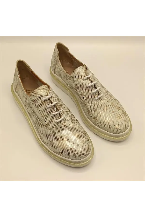 Jenny Gümüş Deri Yıldız Desenli Kadın Sneaker