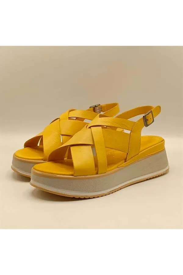 Garda Sarı Deri Dolgu Topuk Sandalet
