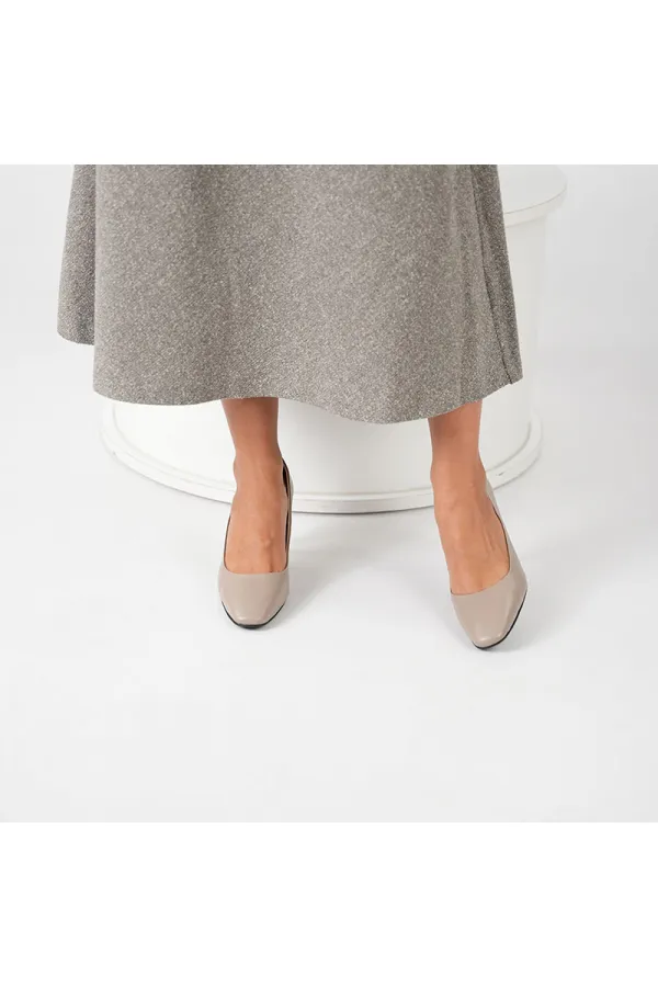 Chaussures pour femmes Beatriz en cuir de vison à talon triangulaire