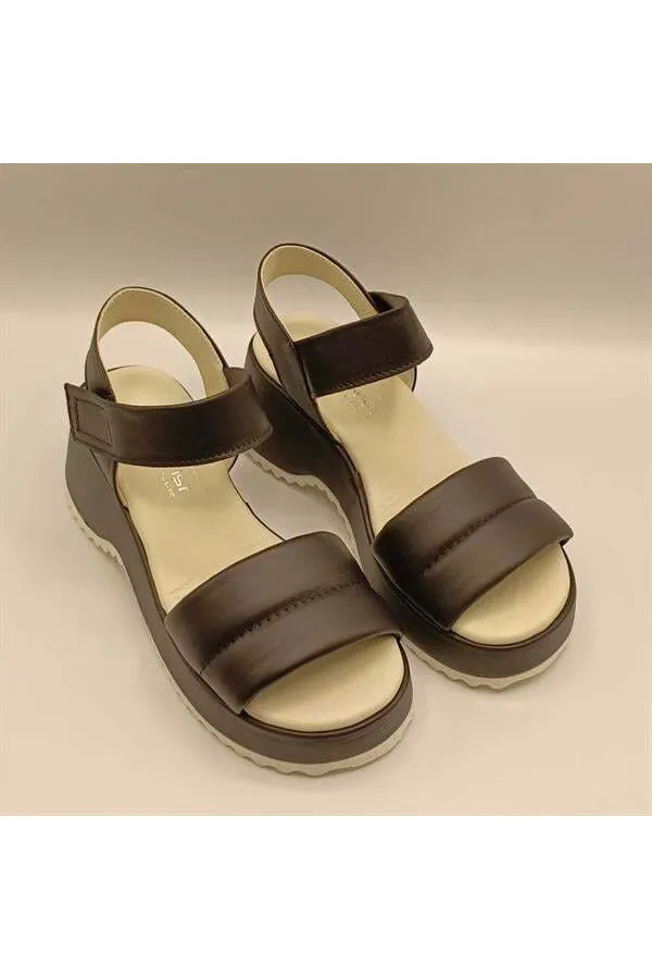 Hera Black Leather Platform Sandals