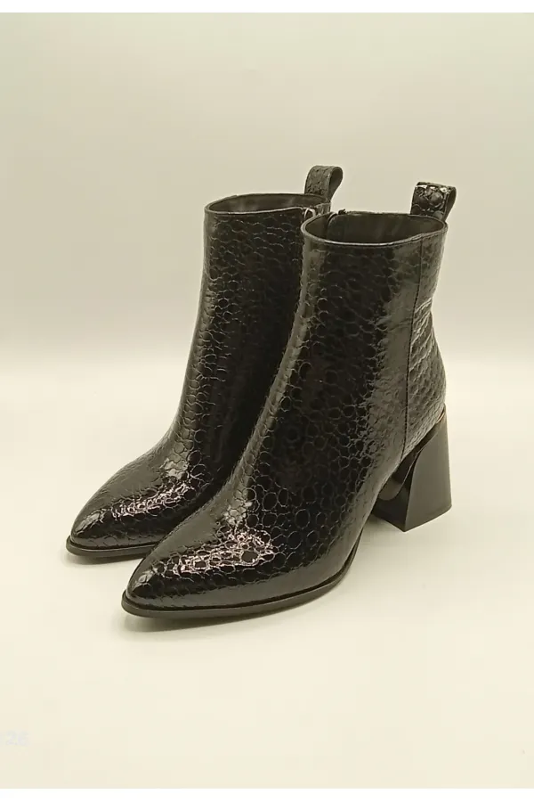 Valeria Black Beanie Pattern Genuine Leather Women's Boots – Pointed Toe, Metal-Embellished Heel