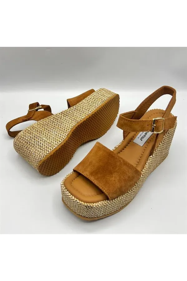 Ametist Exclusive Agatha Taba Süet Dolgu Topuk Kadın Sandalet | Yazlık Rahat ve Şık Kadın Sandalet