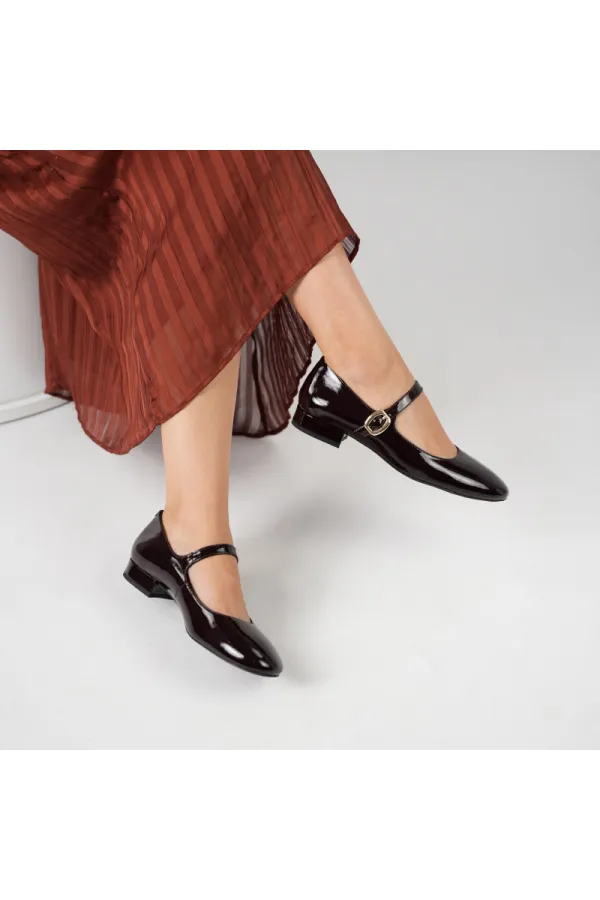 Marry Black Glossy Leather Square Toe Short Heel Women's Shoes