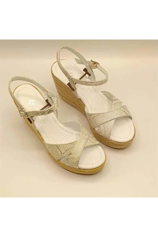 Camelia Gümüş Deri Dolgu Topuk Sandalet