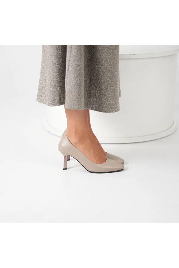 Chaussures pour femmes Beatriz en cuir de vison à talon triangulaire