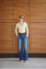 Yakası Dantel Detaylı Sweatshırt - Sarı | F2088 - Topshow