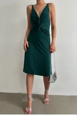 Robe Topshow à bretelles fines et col en V au-dessus du genou (vente en gros)