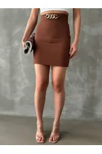 Jupe au-dessus du genou avec chaîne de taille - Marron (vente en gros) | TOPSHOW