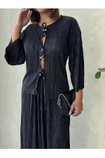 Chemise plissée à nouer sur le devant - Noire | Topshow | F1739