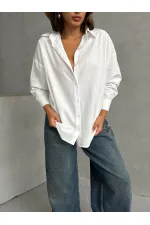 Chemise Topshow blanche avec application au dos (vente en gros) | F1790