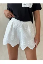 Nakışlı Toptan Şort - Beyaz | Topshow