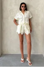 Nakışlı Toptan Şort - Sarı | Topshow