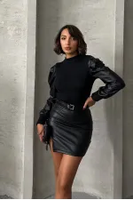 Blouse en maille avec détails en cuir - Noire | TOPSHOW | F1111