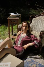 Topshow Wholesale Burgundy Mini Skirt – Elegant and Trendy Design – Burgundy | F1974