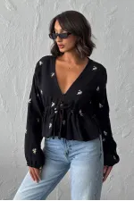 Topshow Nakış Detaylı Bağlamalı Toptan Bluz - Siyah | F1992