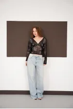 Blouse en dentelle à col V en gros - Noire | F2093 - Topshow