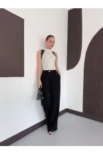 Puantiyeli Balıkcı Yaka Sıfır Kol Dantel Detaylı Bluz - Krem | D3014 Topshow