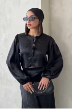 Kraşlı Saten Önden Bağlamalı Toptan Bluz - Siyah | Topshow | F1916