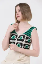 Robe Topshow en lin à bretelles et application de pierres émeraude