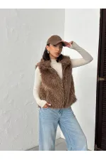 Gilet en fausse fourrure pour femme Topshow, vente en gros – Fermeture éclair, texture douce, marron clair | F2046