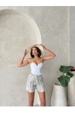 Paça Dantelli Çizgili Şort - Haki | Topshow