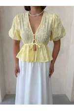 Önden Bağlamalı Nakışlı Vual Bluz - Sarı Topshow